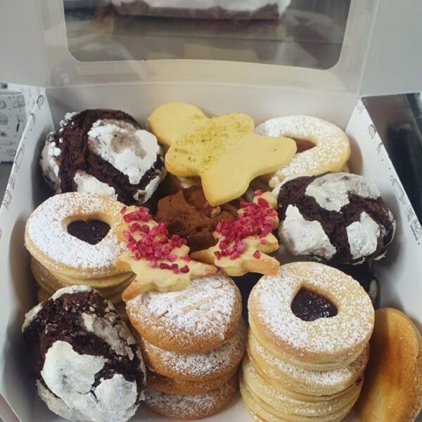 Cutie biscuiti asortati 1kg